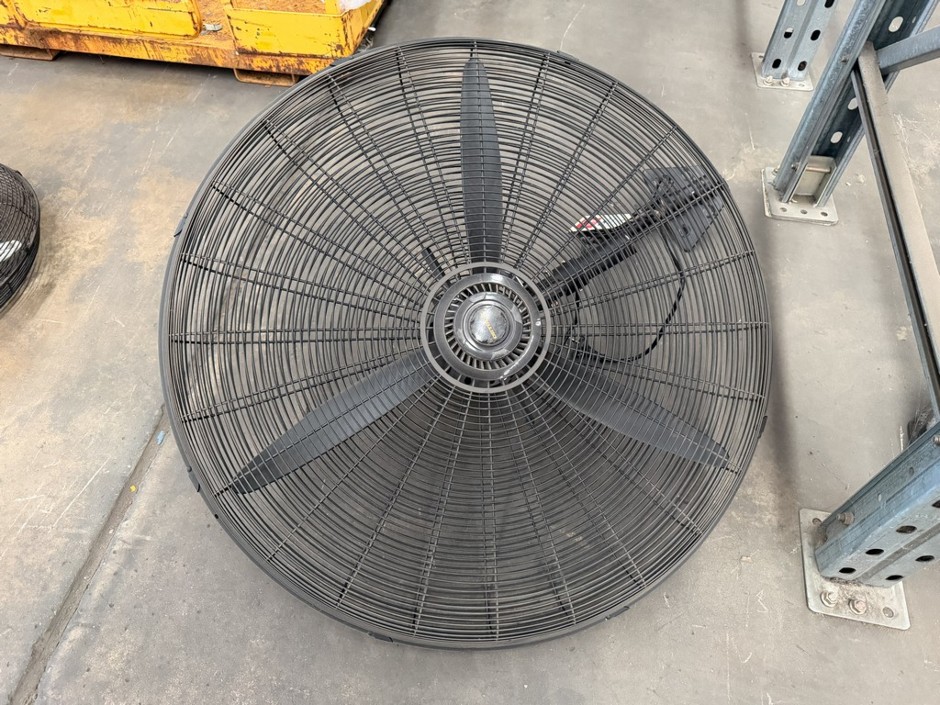 <p>Detroit Wall Mount Fan</p>