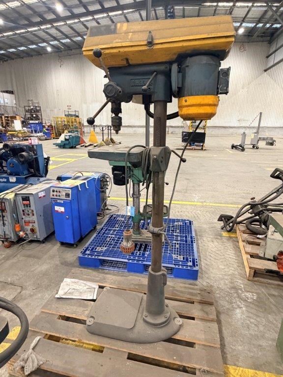FreeStanding Brobo Waldown Drill Press