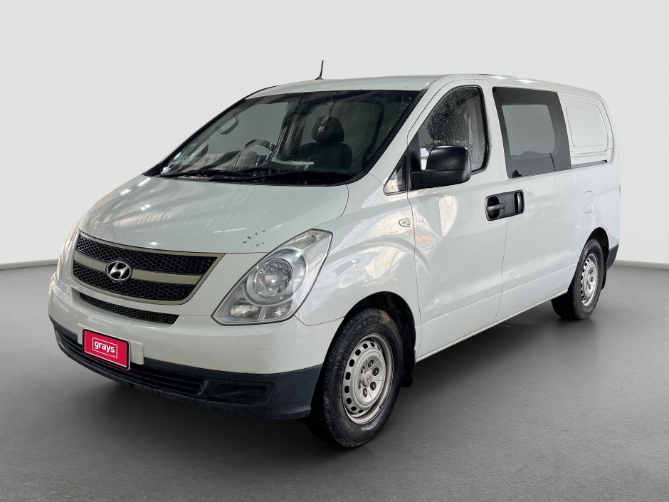 2011 Hyundai iLoad  Petrol