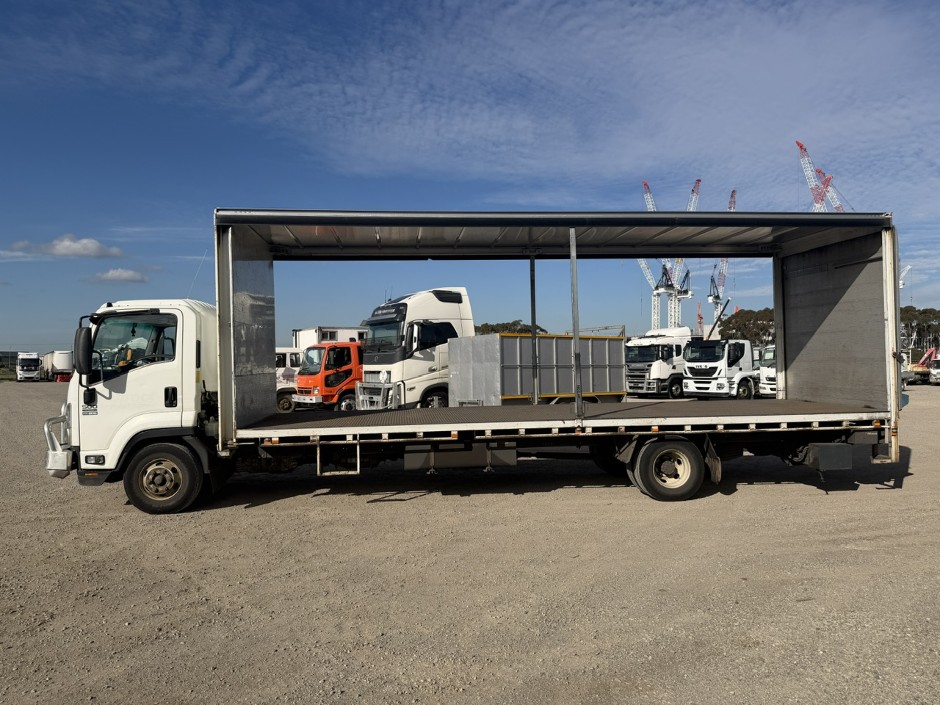 Isuzu Light Truck Auction - Fleet Maintained