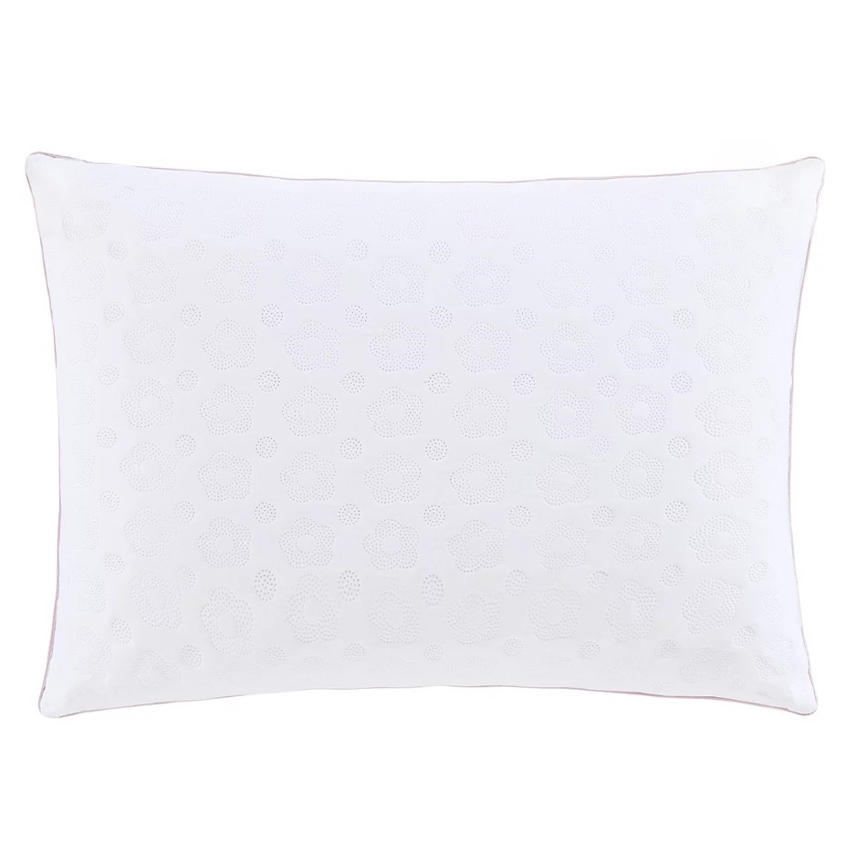 2 x MY KINDA PILLOWS Pinsonic Quilted Pillows. N.B: Damaged packaging.