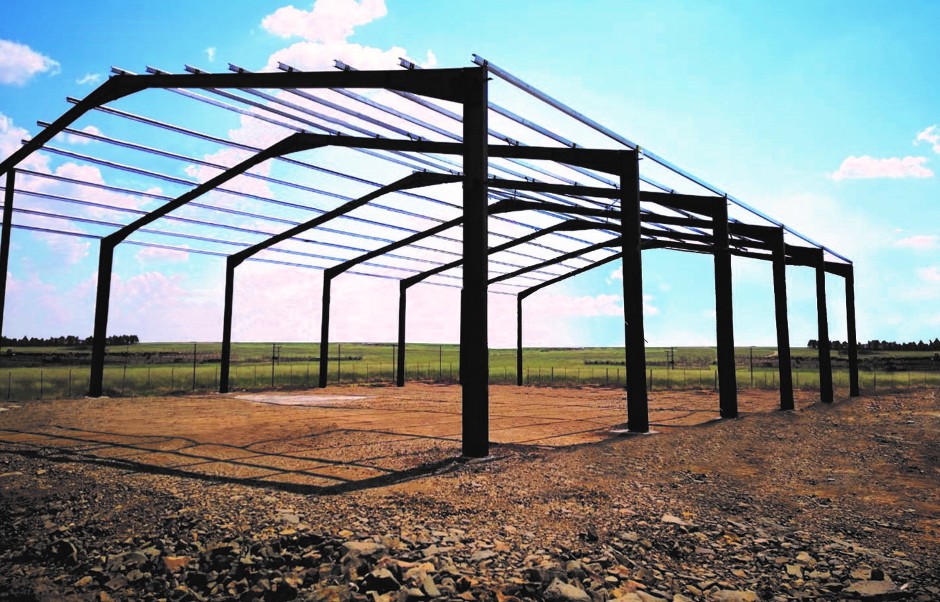 Unused 12mx15mx5m Cyclone Rated Portal Frame Shed