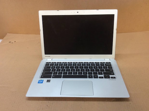TOSHIBA unknown Model CHROME BOOK Laptop N2840 2GBRAM/unknown HDD