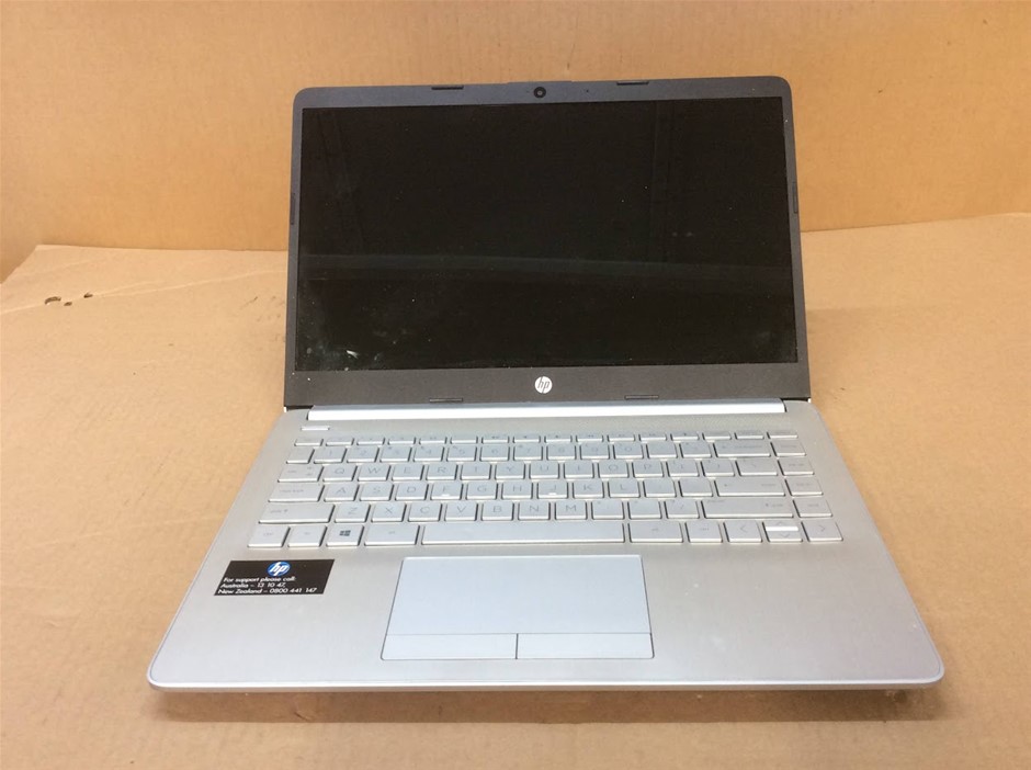 HP 14S-CK0089AU Laptop AMD A6-9225 8GBRAM 128GB Silver