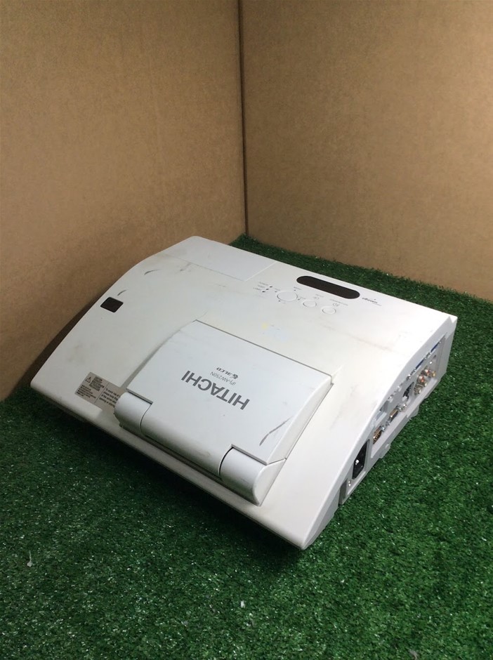 Hitachi CP-AW250N LCD Projector