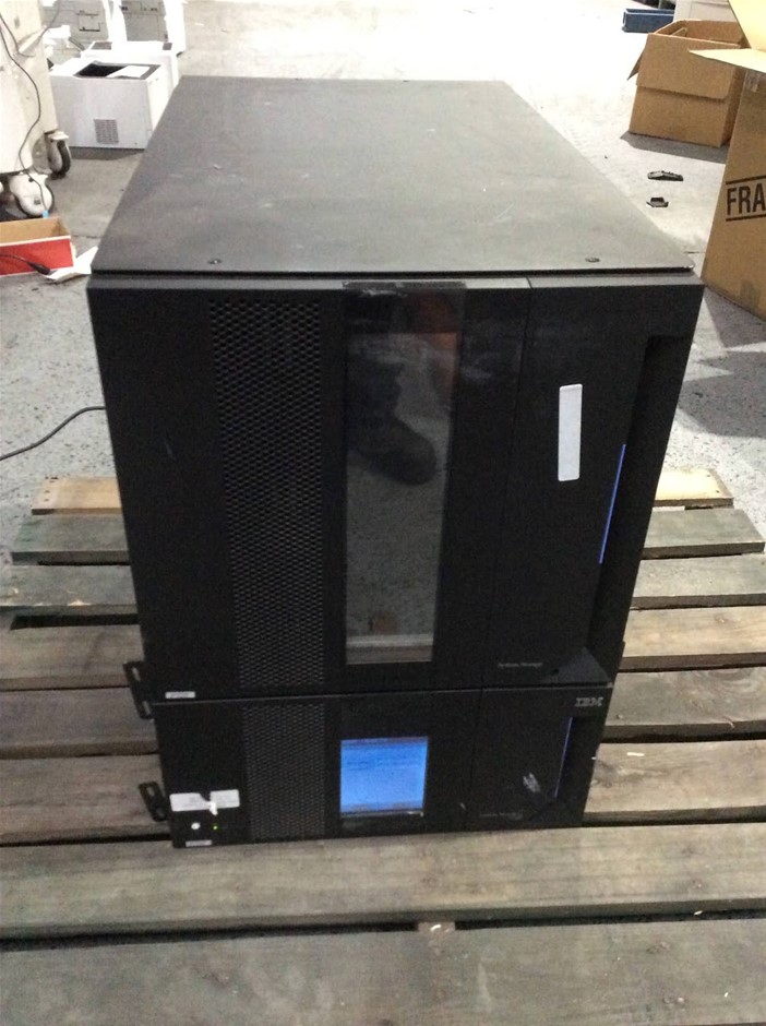 IBM TS3310+2X IBM LTO5 UDS3 Dual FC Tape Library