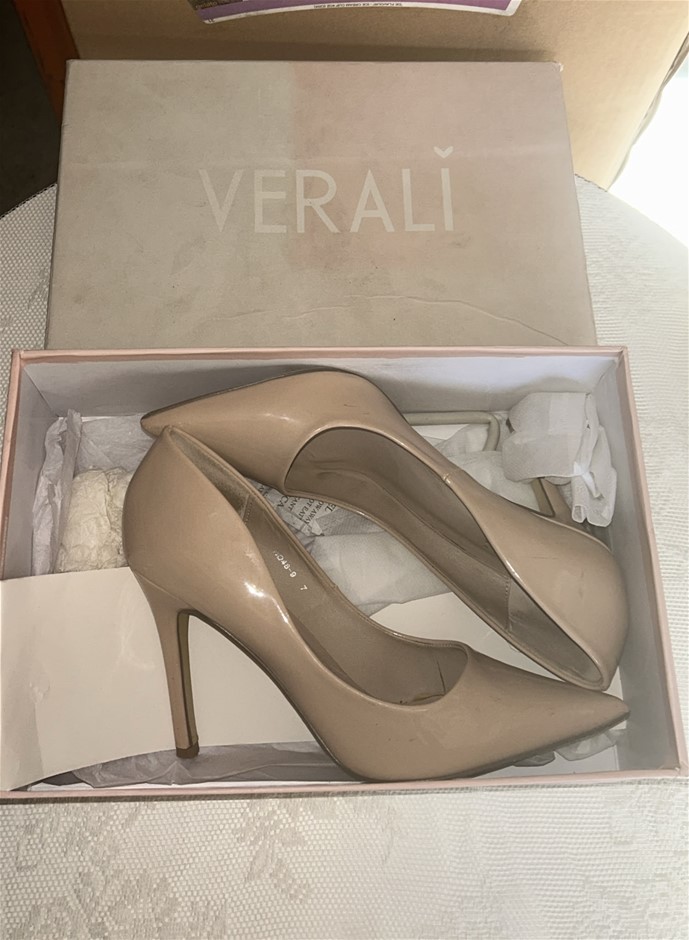 VERALI Pointed-Toe Stiletto Pumps