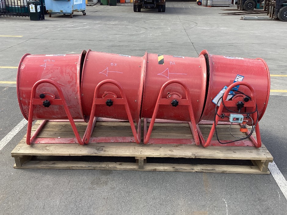 ITM Dust Extractor 600mm Ventilation Fans x 4