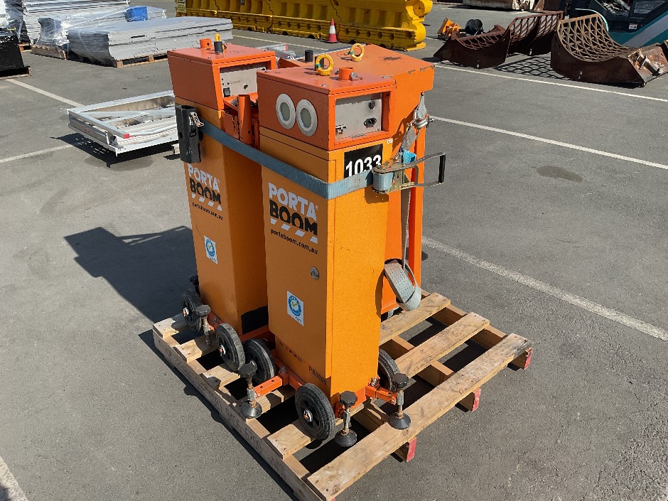 <p>Portable Boom Gates</p>