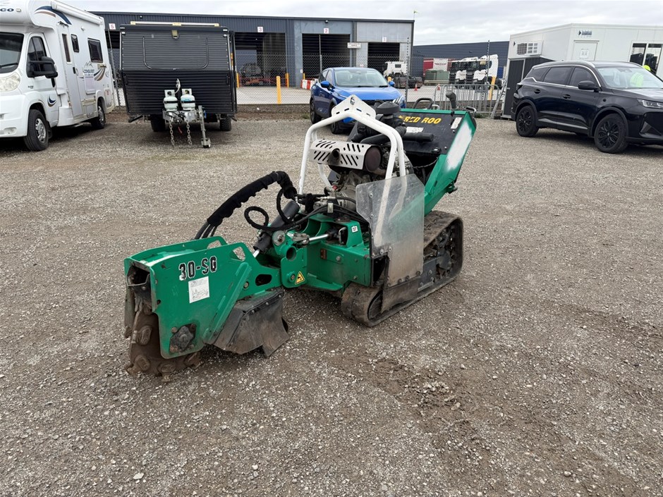 <p>Red Roo 30SG Tracked Stump Grinder</p>