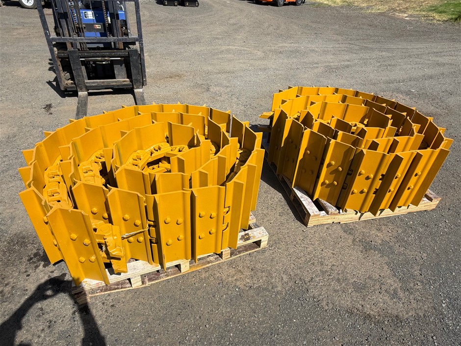 Set of 2 Chain and Pads Assembly Suit Caterpillar D6R/T Bulldozer(Unused)