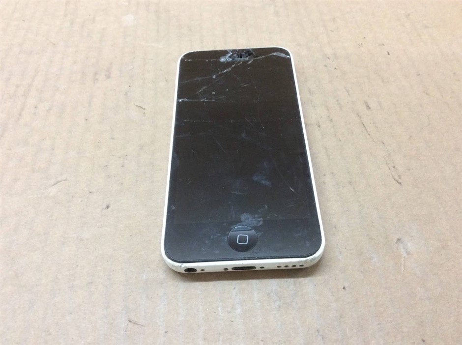 APPLE IPHONE 5C A1529 A6 8GB Smartphone