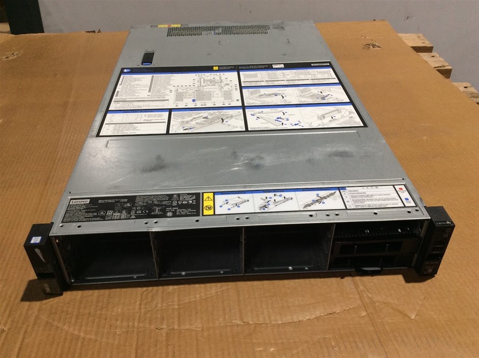 Lenovo ThinkSystem 7Y94 Rack Server