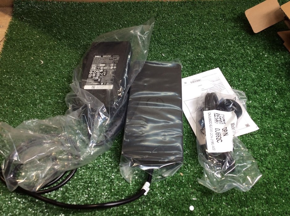 Dell WD19S Docking Station With 180W AC Adapter