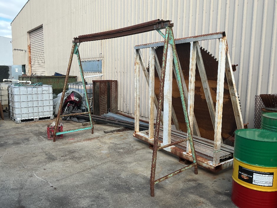 <p>Gantry Frame</p>