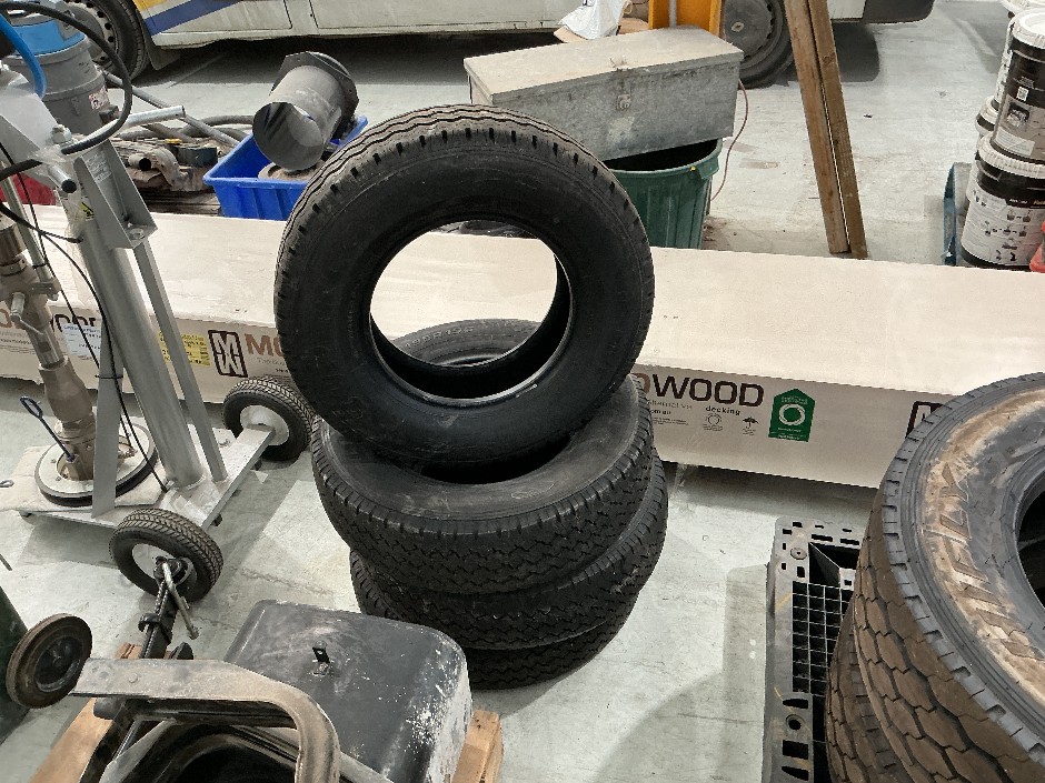 <p>4x Trailer Tyres</p>