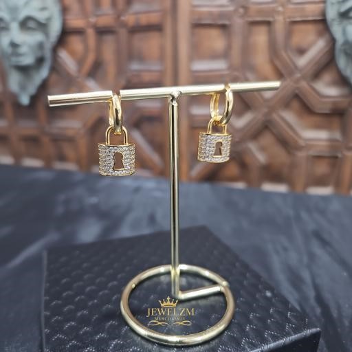 22K/Italy Gold Filled Earring -(stamped 22K/Italy)--Bonus Gift
