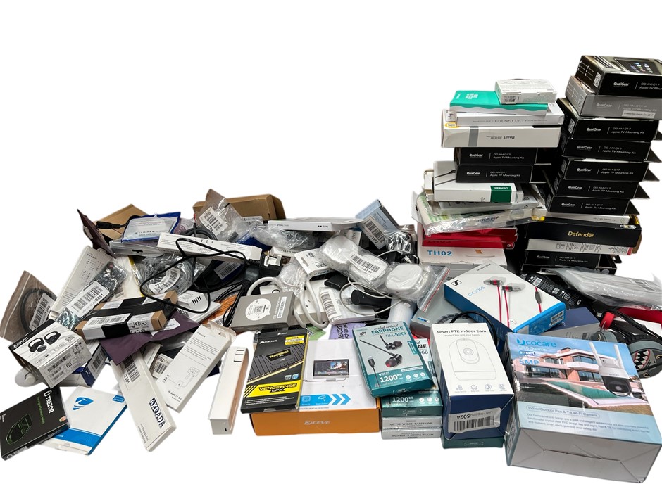 Assorted Electronics & Accessories. NB: Products Are Untested/Condition Unk
