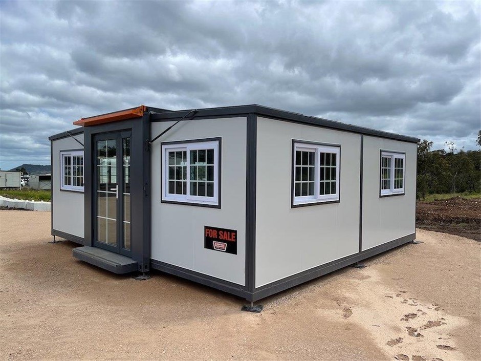 Expandable 2 Bedroom Container House with Ensuite(Unused)