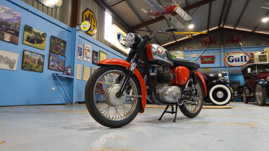 1964 BSA B40