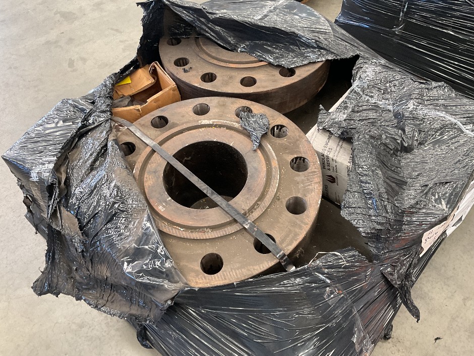 Pallet of industrial flanges