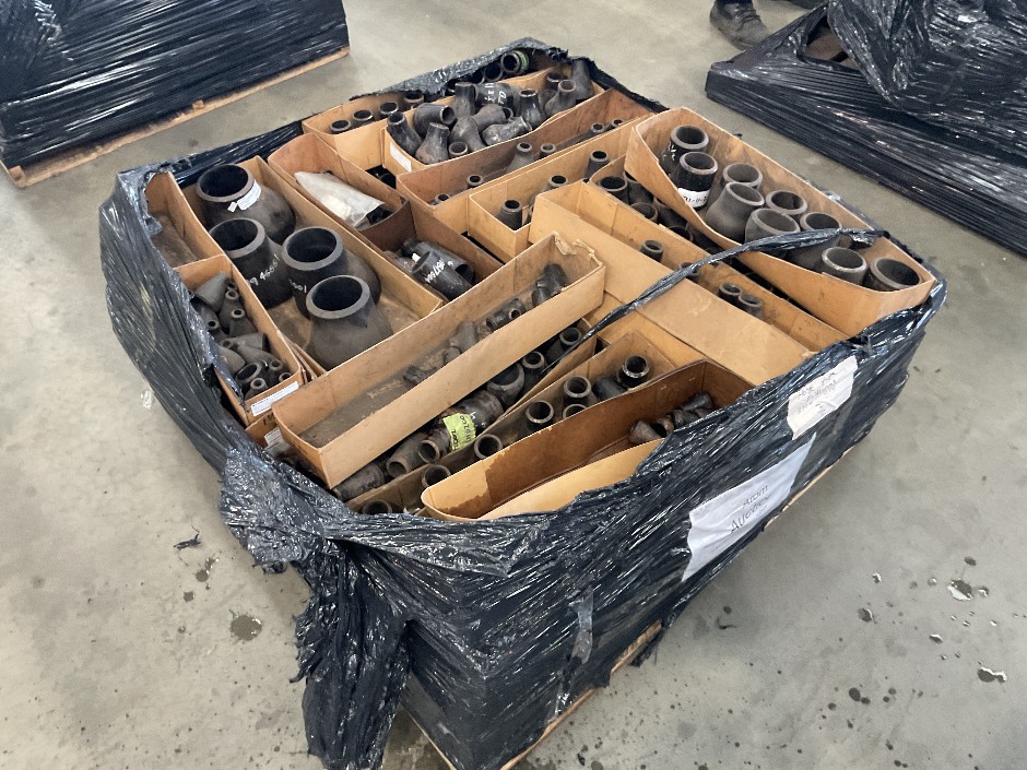<p>Pipe Reducers Straight Cuppings and Other Small Fittings Pallet Of</p>