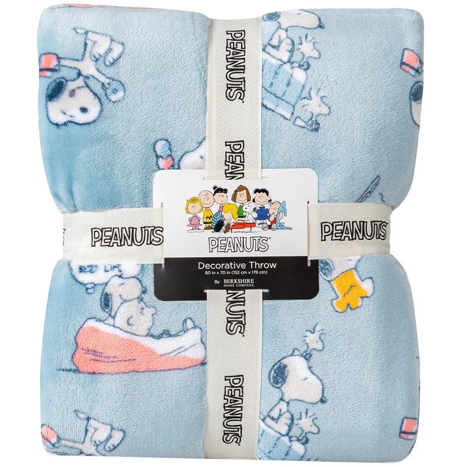 BERKSHIRE HOME COMPANY Peanuts Blanket Throw, 152cm x 178cm, Blue.