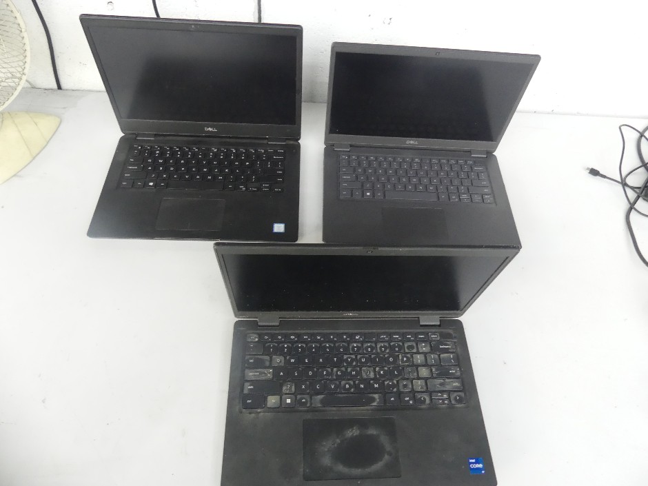 Box Of ( 5 Pack ) Dell Assorted Model Laptops Approx Includes