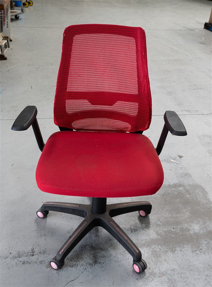 Mobile Office Arm Chair, Red Fabric. N.B: Used.