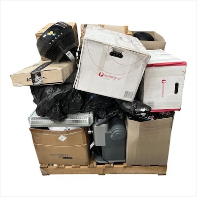 Assorted Returned Kitchen & Household Appliances. Please refer to photos f