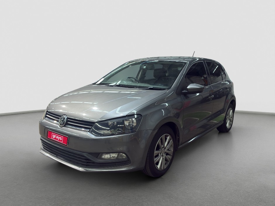 2015 Volkswagen Polo Trendline Petrol