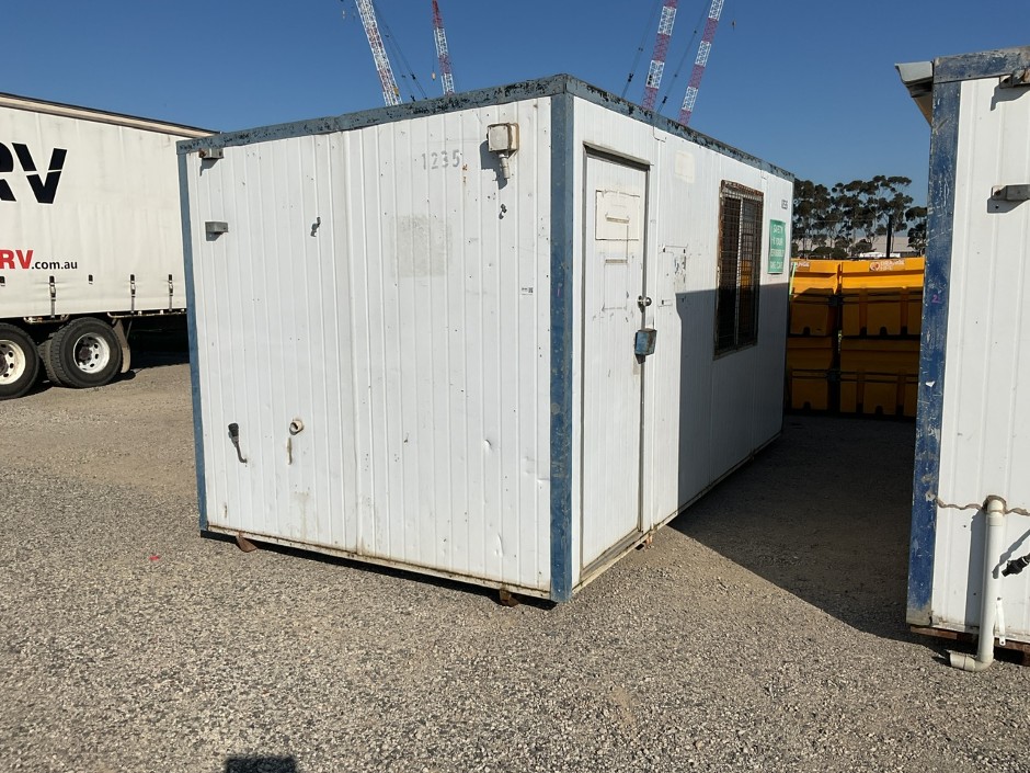 4.8m x 2.5m Transportable Building