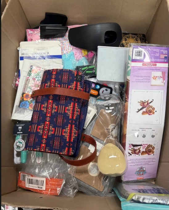 Assorted Mixed Box of Household Items (As pictured). NB: Items may not be