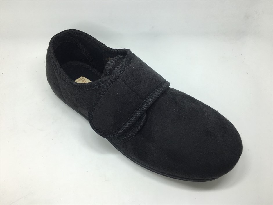 Winter Man Indoor Slippers Charles Black