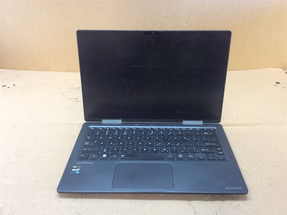 DYNABOOK PORTEGE X30W-K Laptop i5-1240P 16GBRAM 256GB Black