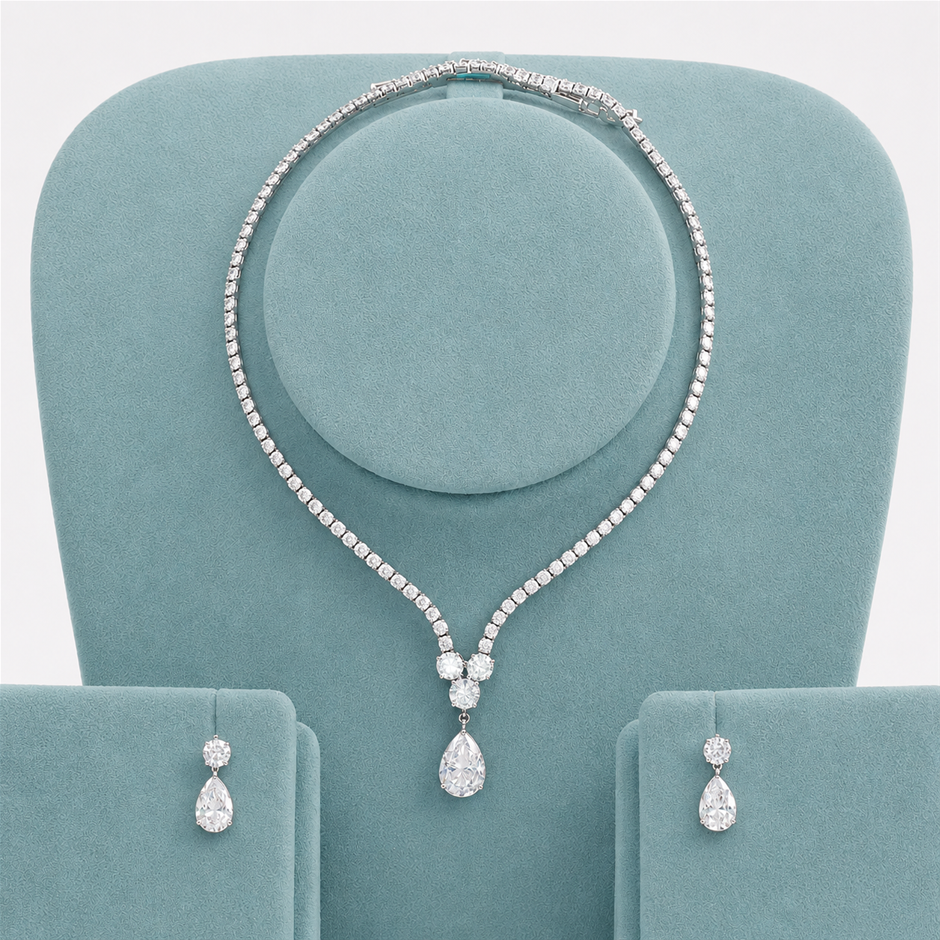 AAA+ Cubic Zirconia Teardrop Necklace and Earrings Jewellery Set