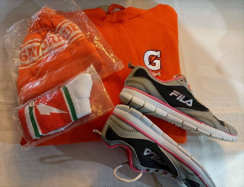 Jogging Suit XXl New and Fila Shoes US 8 Minor Use .Others