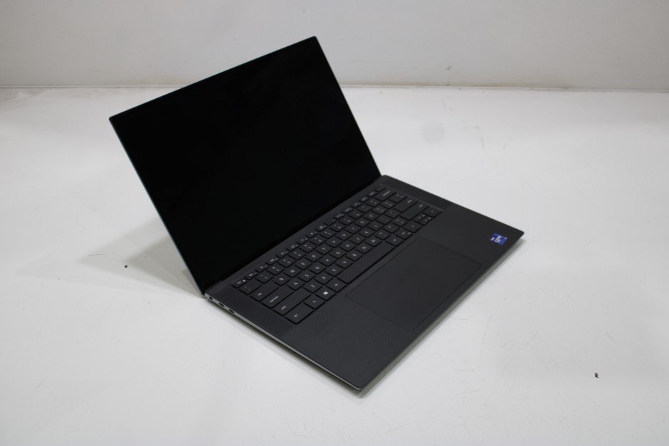 <p>DELL PRECISION 5560</p>