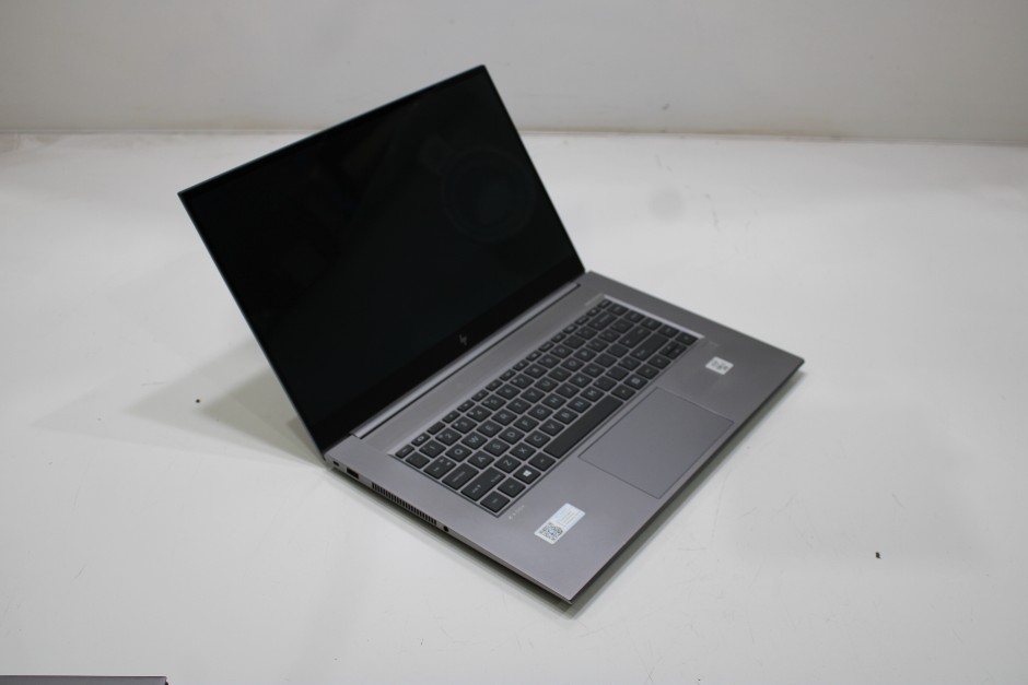 <p>HP ZBOOK STUDIO G7 MOBILE WORKSTATION</p>