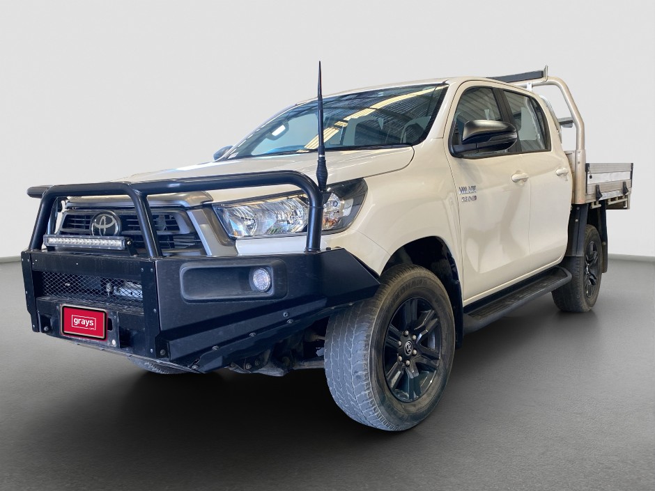 2023 Toyota Hilux SR Diesel