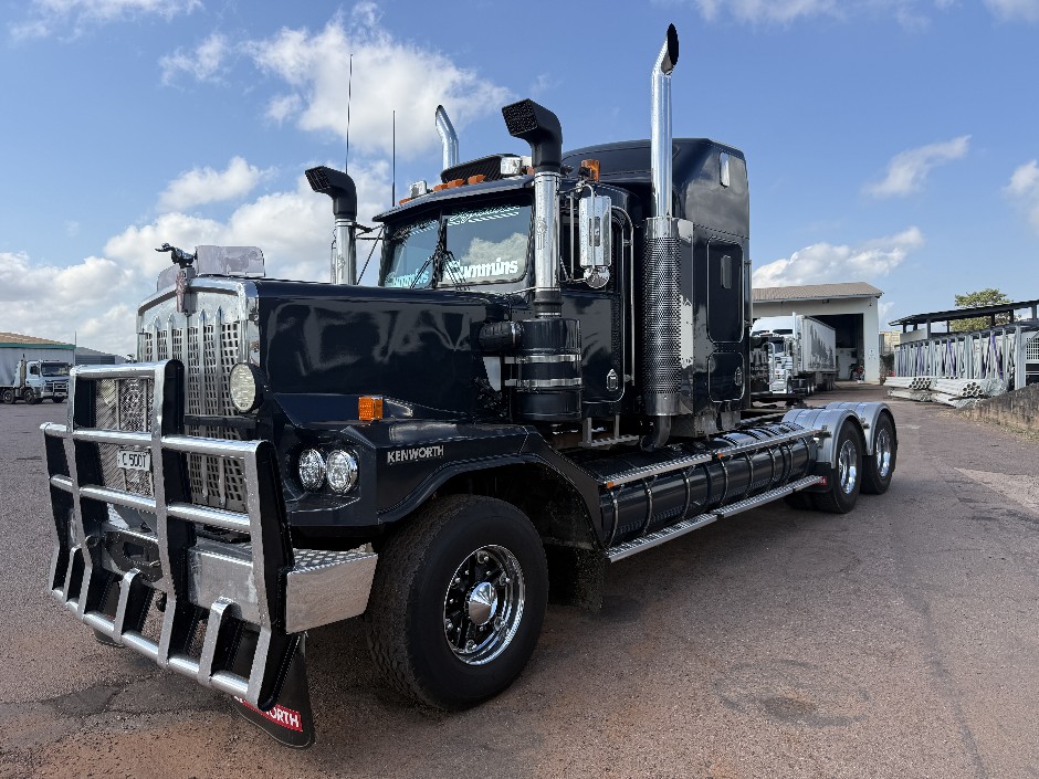2005 Kenworth C500T Cummins 600HP   6x4 Prime Mover