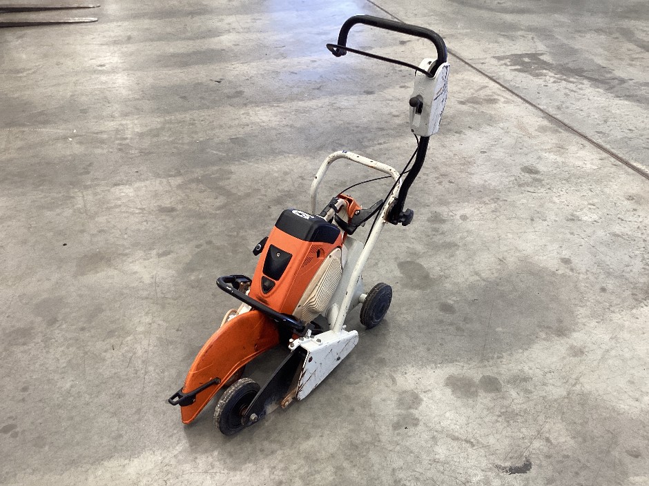 STIHL TS800 CONCRETE CUTTER & TROLLEY