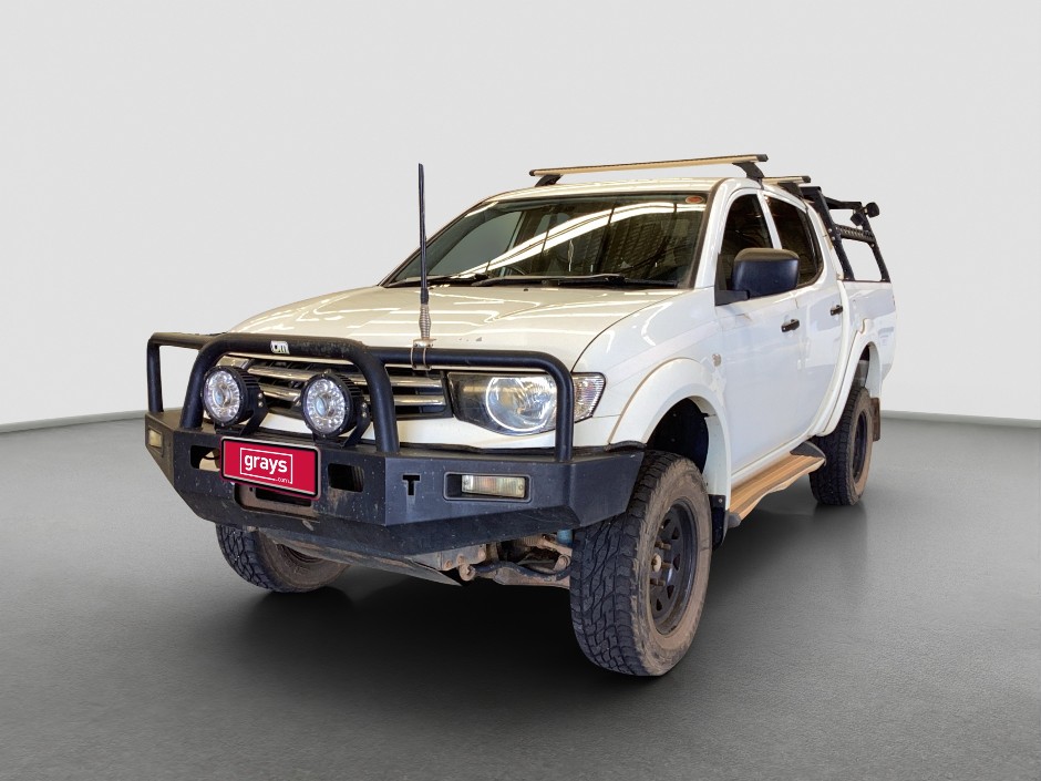 2013 Mitsubishi Triton GLX Diesel