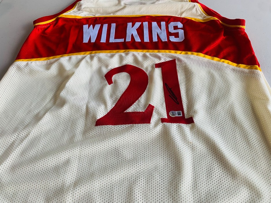 Dominique Wilkins Signed Jersey - Atlanta Hawks - Beckett authenticatio
