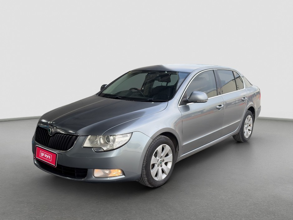 2011 Skoda Superb Ambition Petrol