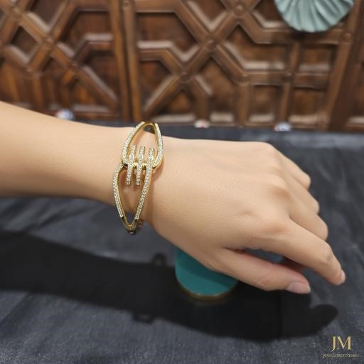 18K/Italy Gold Filled Bangle -(stamped 18K/Italy) Bonus Gift
