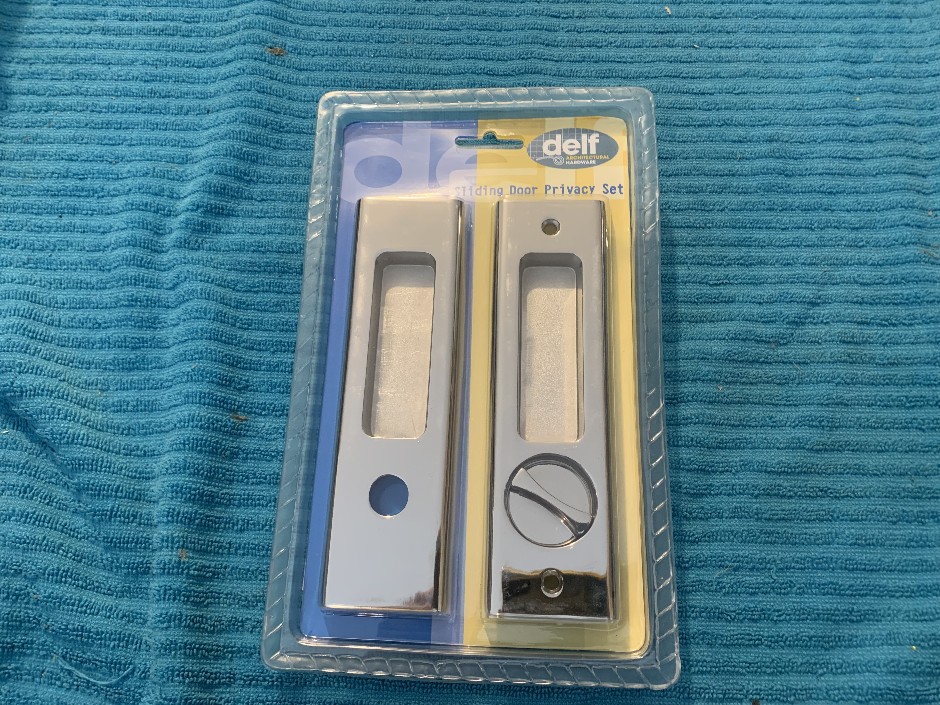 <p>5 x Sets of Delf Sliding Door Privacy Sets (Unused)</p>