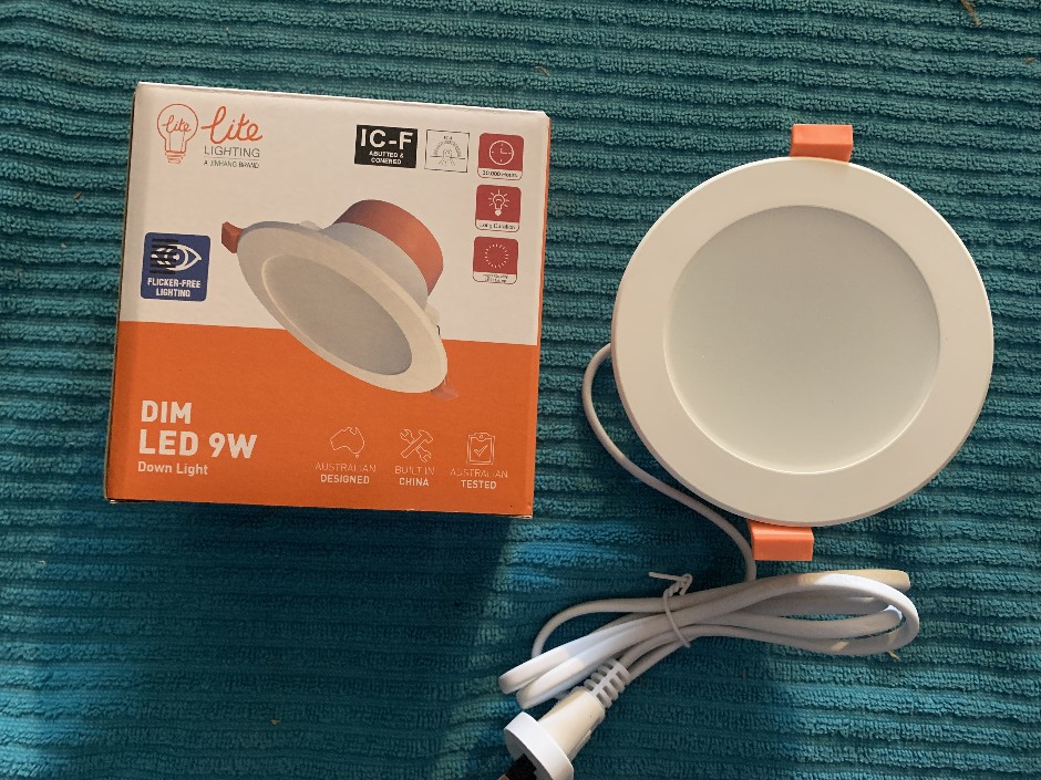 10 x Lite 9W LED Dimmable Down Lights (Unused)