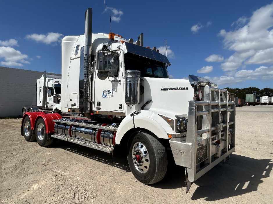 2021 Western Star 4864 Series 6x4 Prime Mover Truck