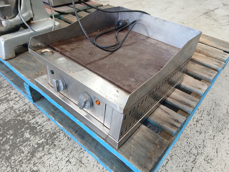 <p>Roband G400 Commercial Griddle Hot Plate</p>